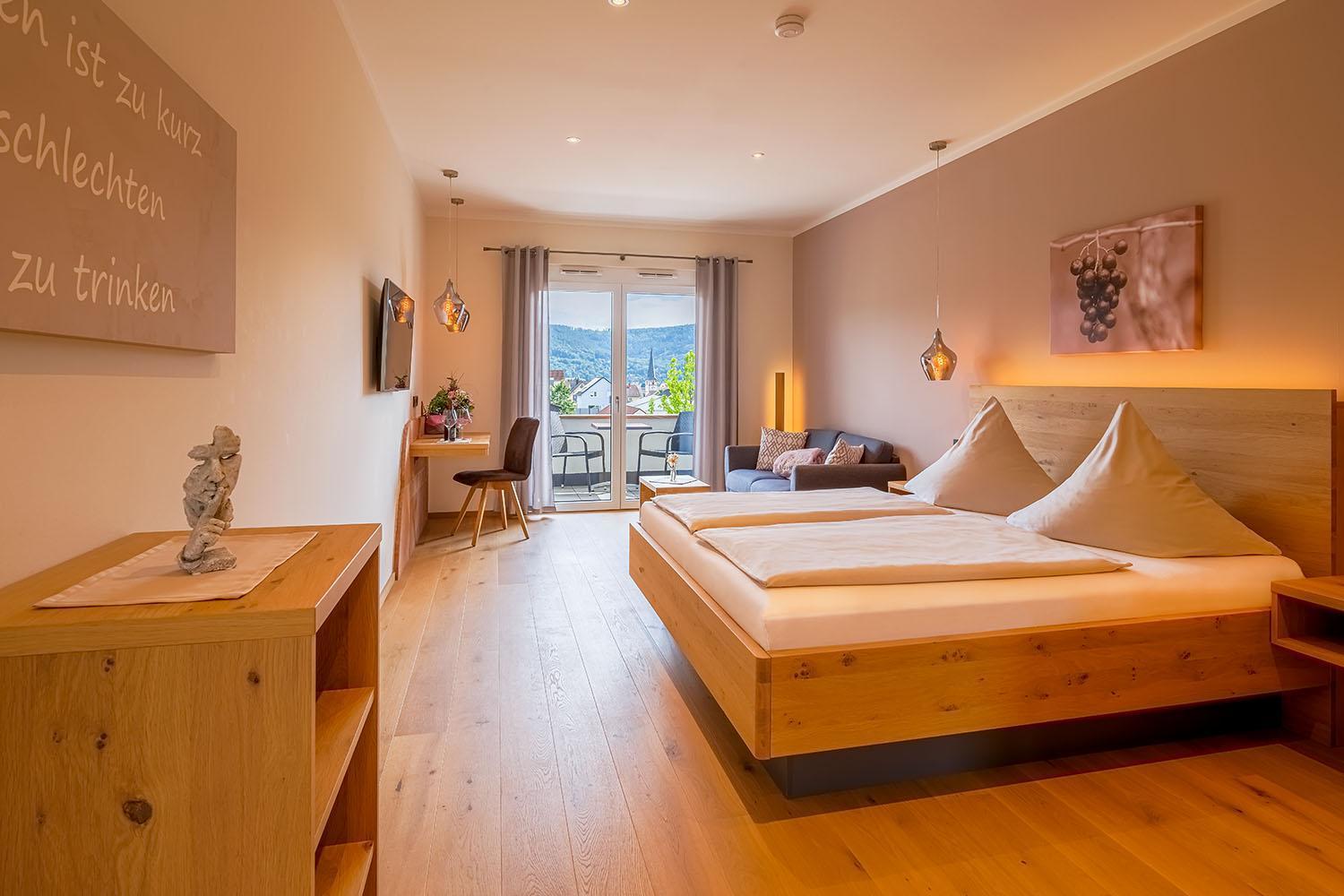 Main-Vinotel Weingut Helmstetter ビュルクシュタット エクステリア 写真