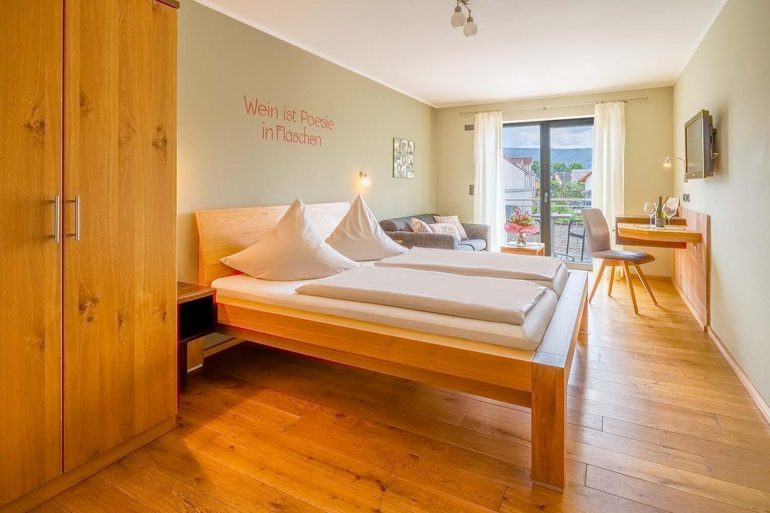 Main-Vinotel Weingut Helmstetter ビュルクシュタット エクステリア 写真